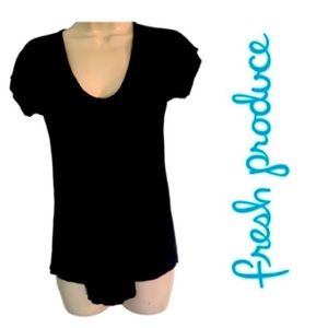 Fresh Produce black cap sleeve tee  size xs
